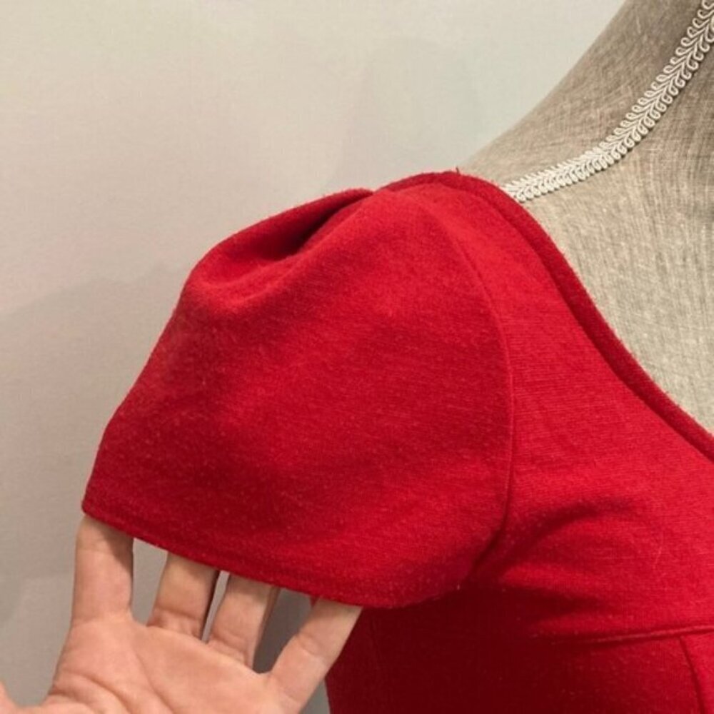 Soprano Red BodyCon Sheath Dress​​​​​​​​ - Picture 10 of 14
